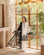 Discover the perfect blend of classic Pakistani craftsmanship and contemporary flair with our stunning 3-piece Premium Cotton ensemble - Image 4